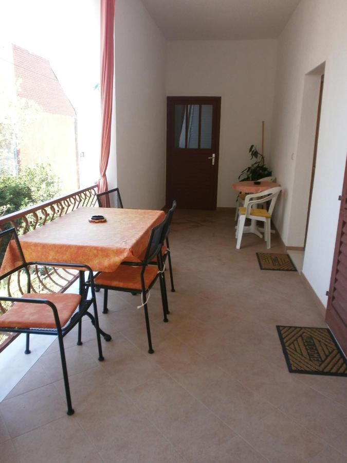 Apartments By The Sea Podgora, Makarska - 12326 Экстерьер фото
