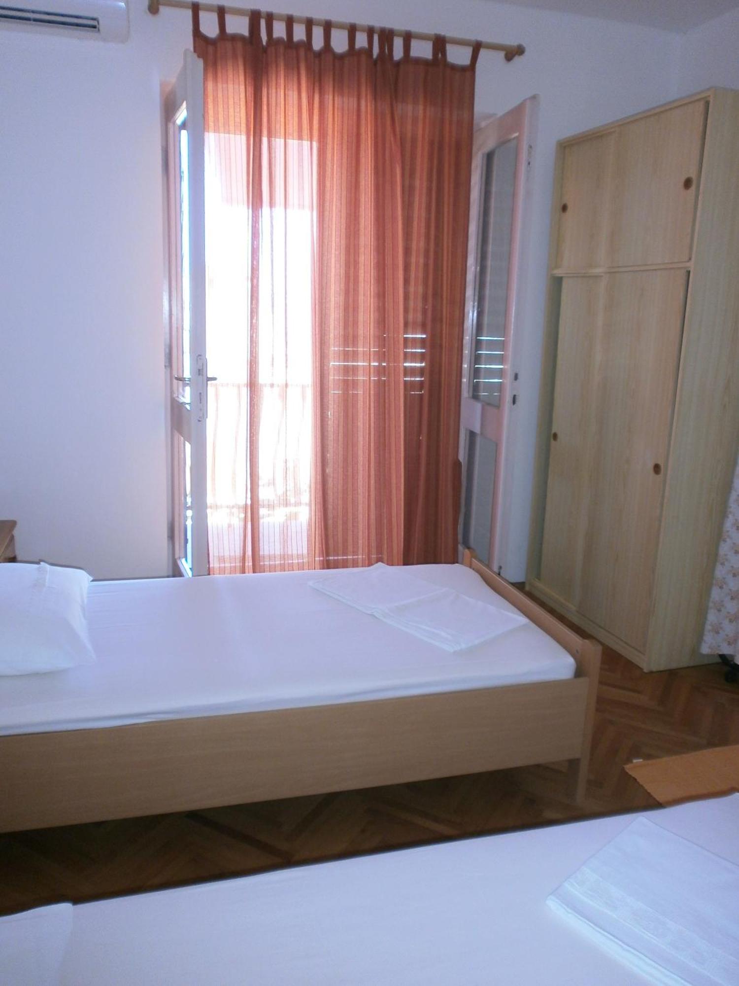 Apartments By The Sea Podgora, Makarska - 12326 Номер фото